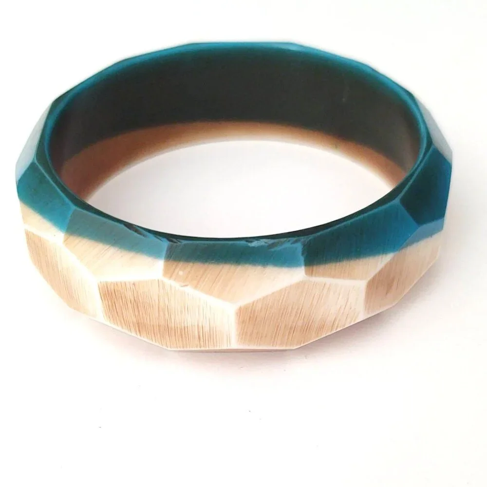 Blue and beige faceted resin bangle